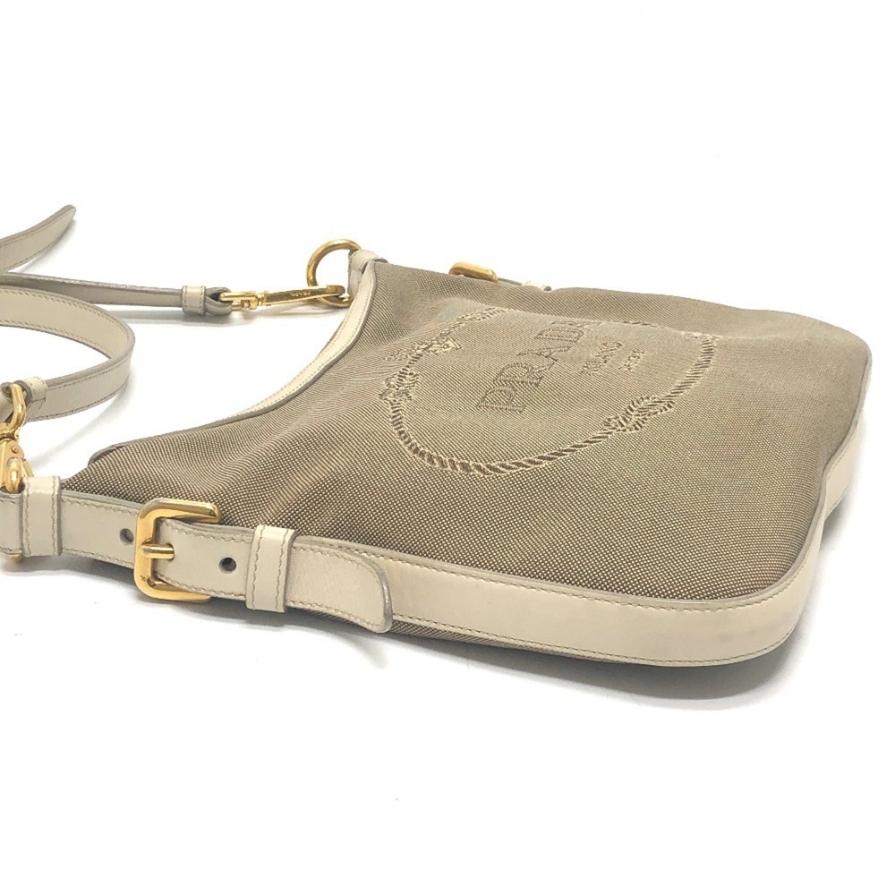 PRADA Cream Leather Shoulder Bag - Picture 3 of 16